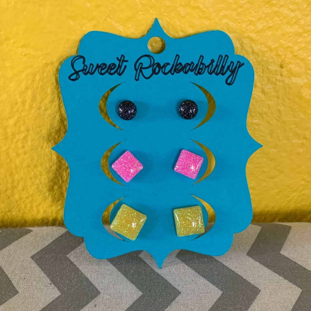 3 Pairs of Glitter Earrings